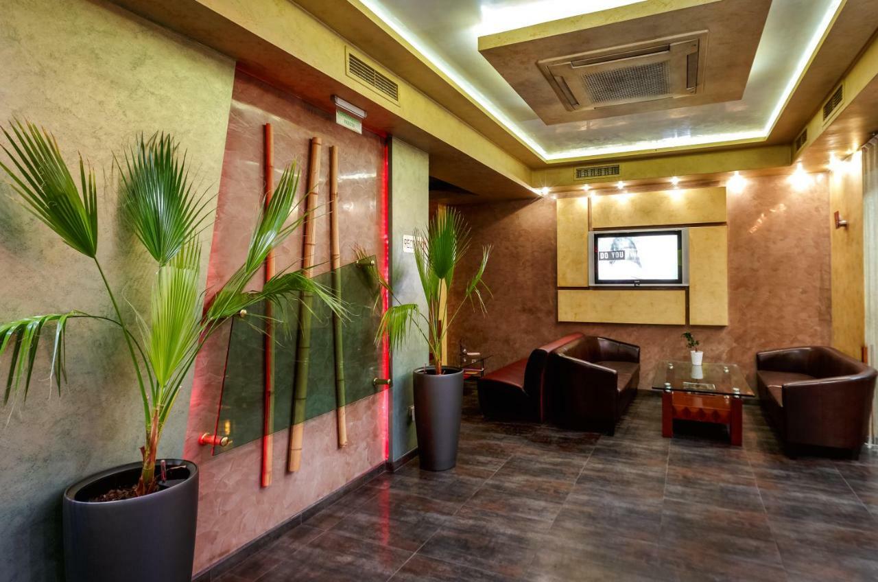 Hotel Gabi พลอฟดิฟ ภายนอก รูปภาพ